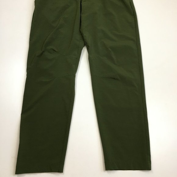 FABLETICS Green Zip Pockets Drawstring Waistband Tapered Leg Pant - Picture 10 of 15